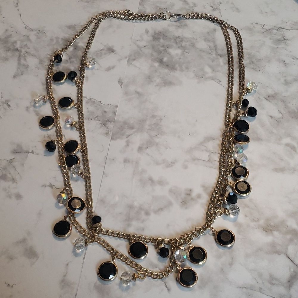 Black and Clear Long Necklace - Picture 2 of 6